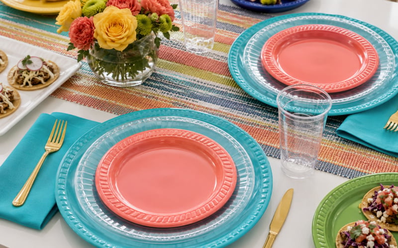 Set Out Small Plates and Bowls for Tastings — illustration 2